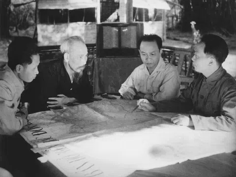 Bản anh hùng ca Dân tộc: Chủ tịch Hồ Chí Minh với 9 năm kháng chiến chống Pháp (1945-1954)