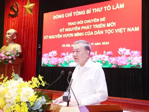 Tổng Bí thư Tô Lâm trao đổi chuyên đề Kỷ nguyên vươn mình của dân tộc Việt Nam