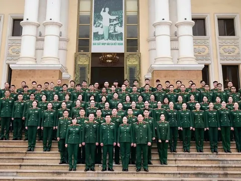 Nhà hát Ca múa nhạc Quân đội: Khúc vĩ thanh 75 năm trong trái tim người nghệ sĩ – chiến sĩ