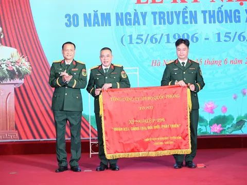 Xí nghiệp 296 (Tổng công ty 319, Bộ Quốc phòng) long trọng tổ chức Lễ kỷ niệm 30 năm Ngày truyền thống và đón nhận Thư khen của Bộ trưởng Bộ Quốc phòng