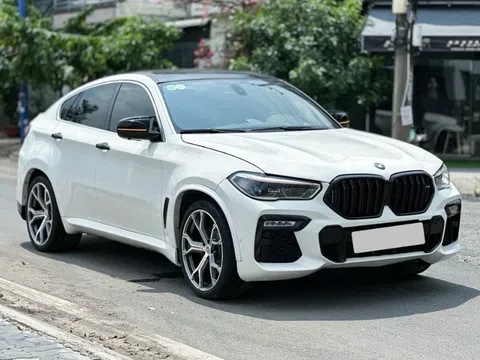 BMW X6 2009 đại tu thành "đời mới" sau 15 năm lăn bánh