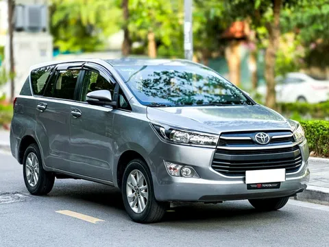 MPV 7 chỗ Toyota Innova 2016 bán lại với giá khó tin sau 8 năm lăn bánh