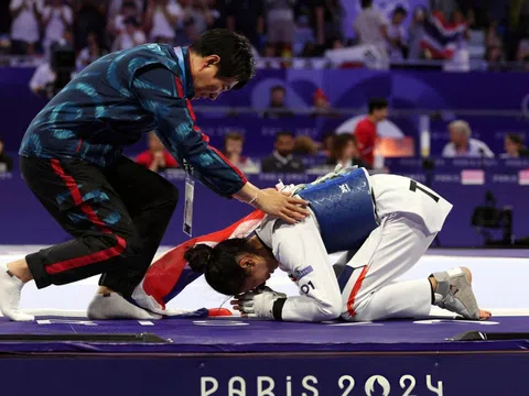 Giành vàng ở Olympic 2024, niềm tự hào Thái Lan đưa ra quyết định ngỡ ngàng