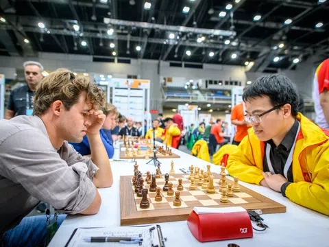 Cờ vua Việt Nam hòa kịch tính Na Uy của 'Vua cờ' Magnus Carlsen