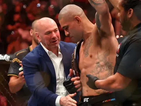 Chủ tịch Dana White phản ứng mạnh mẽ sau chiến thắng của Alex Pereira tại UFC 307