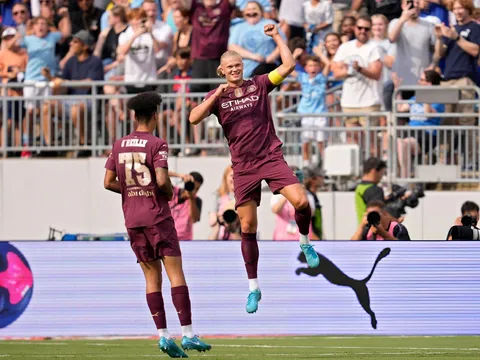 Haaland lập Hattrick, Man City đè bẹp Chelsea trong trận giao hữu cuối