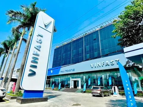 Chiêm ngưỡng showroom VinFast rộng nhất Việt Nam có kích thước lên tới 8.000 m2