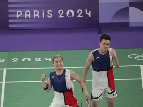 Đẳng cấp HCV Olympic, tung cước nhanh như chớp khiến máy tính không kịp tính điểm