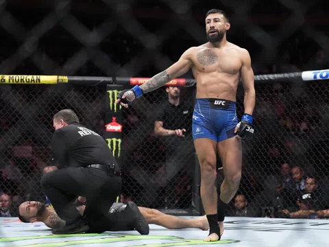 Chris Gutierrez nhận xét về Quang Lê: “Anh ấy có tài năng” 