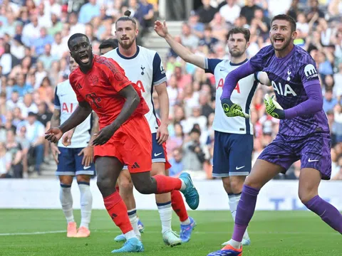 Ghi bàn cực sớm, Tottenham vẫn thua ngược Bayern Munich