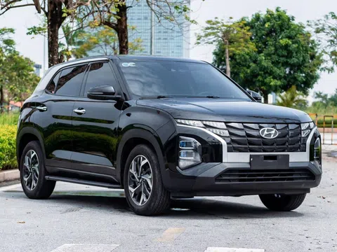 Hyundai Creta 2023 mới lăn bánh 1 năm tại Việt Nam rao bán giá bao nhiêu?