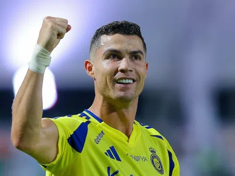 Ronaldo tỏa sáng, giúp HLV Pioli có chiến thắng đầu tay tại Al Nassr