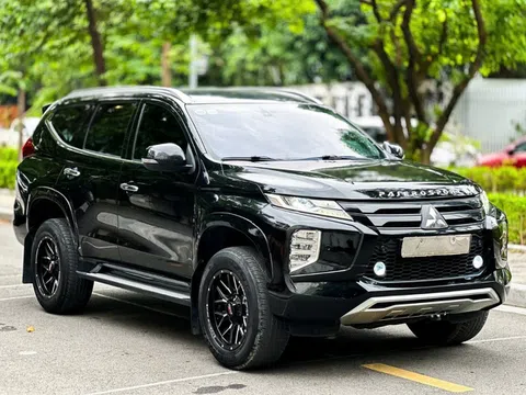 Lăn bánh 4 năm, SUV 7 chỗ Mitsubishi Pajero Sport 2020 chào bán với giá ngang Mazda CX-5