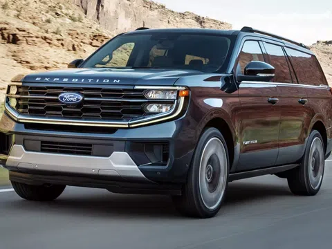 SUV cỡ lớn Ford Expedition 2025 ra mắt: Thêm bản off-road cùng loạt tính năng mới