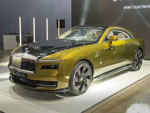 Xe điện siêu sang Rolls-Royce Spectre tiêu thụ điện nhiều gấp đôi VinFast VF 9