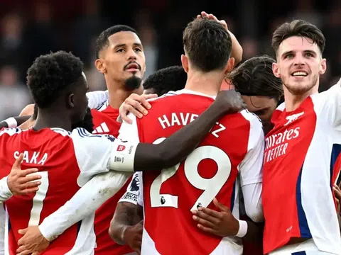 Trực tiếp Arsenal 0-0 Southampton: Ép sân từ đầu