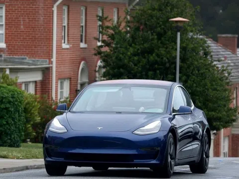 Tesla ngừng sản xuất Model 3 phiên bản tiêu chuẩn