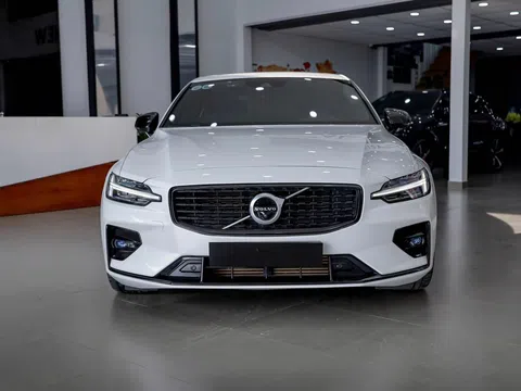 Tiết kiệm hơn nửa tỷ đồng khi chọn Volvo S60 2021 mới chạy hơn 2 vạn kilomet