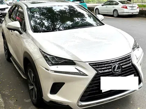 Xe sang Lexus NX 300 2019 chạy lướt rao bán lại với giá bao nhiêu?