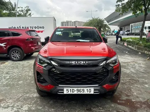 Bán tải Isuzu D-Max 2024 lộ diện tại TP. HCM, sẵn sàng ra mắt khách Việt