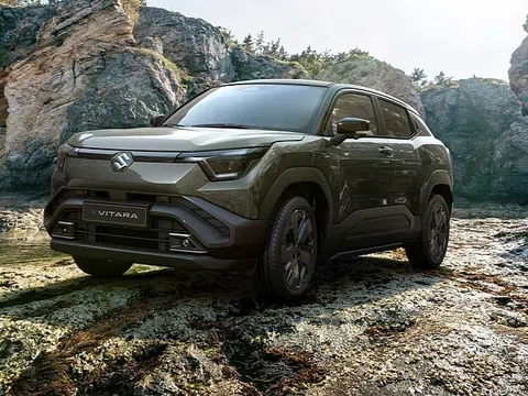 SUV điện Suzuki e Vitara 2025 ra mắt, tầm vận hành dự kiến là 500 km/sạc