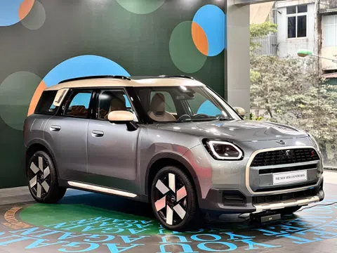 MINI Countryman thế hệ thứ 3 ra mắt khách Việt, mở đường cho loạt xe thế hệ mới sắp ra mắt