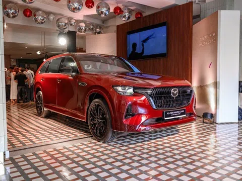 Mazda CX-80 ra mắt Đông Nam Á: Động cơ hybrid, chạy điện 60 km/sạc