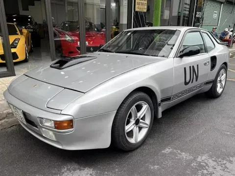 Cận cảnh hàng hiếm Porsche 944 của 'vua cà phê' Việt Nam