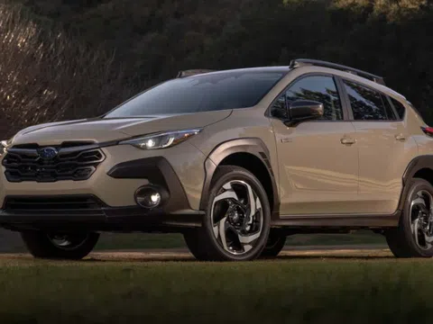 Subaru Crosstrek 2026 ra mắt phiên bản hybrid, chạy 1.000 km không cần đổ xăng