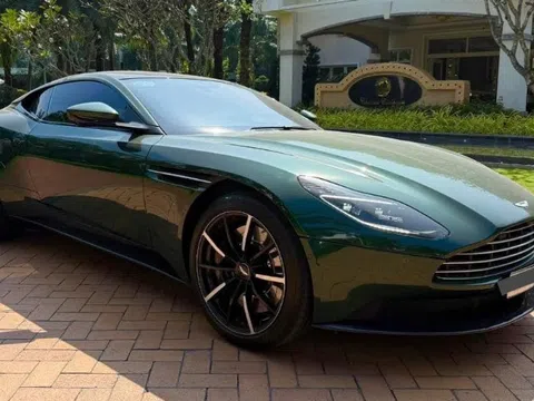 Bất ngờ với mức khấu hao của Aston Martin DB11 2022 vừa mới lăn bánh 1.300 km