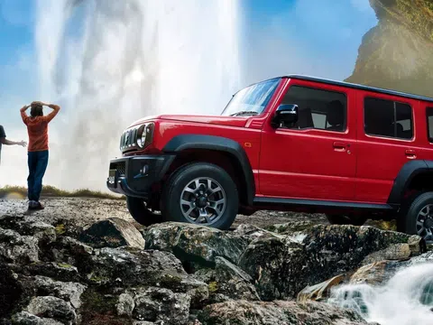 Suzuki Jimny Nomade trình làng tại quê nhà: Phiên bản 5 cửa, giá quy đổi từ 430 triệu đồng