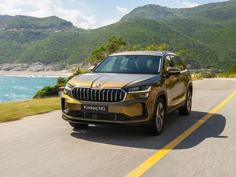 Skoda Kodiaq 2025 trình làng khách Việt: Giá từ 1,45 tỷ đồng, cạnh tranh Hyundai Santa Fe, Ford Everest