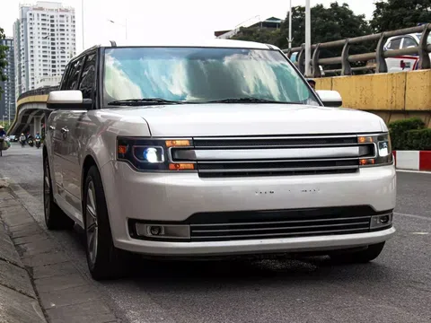 Hàng hiếm Ford Flex 2014 rao bán ngang giá Hyundai SantaFe "đập hộp" sau hơn chục năm lăn bánh