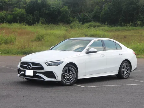 Mercedes-Benz Việt Nam nâng cấp trang bị cho C-Class, giữ nguyên giá bán