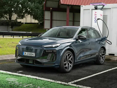 Audi Q6 e-tron "rục rịch" ra mắt thị trường Việt, đấu BMW iX3 với giá rẻ hơn gần 500 triệu đồng?