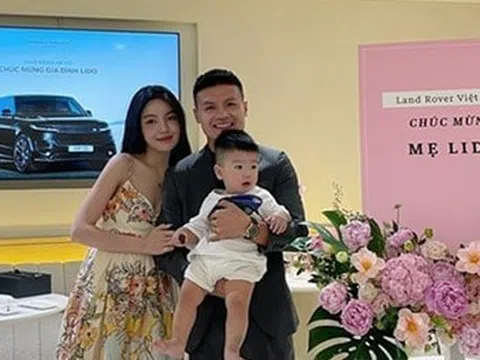 Vợ chồng Quang Hải - Chu Thanh Huyền tậu Land Rover có giá hơn 8 tỷ đồng