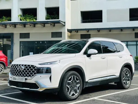 Hyundai Santa Fe máy dầu đời cũ trở thành "hàng hot" trên thị trường xe đã qua sử dụng
