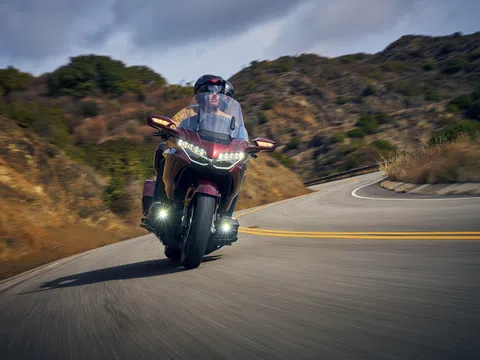 "Vua đường trường" Honda Gold Wing 2025 chốt giá từ 1,231 tỷ đồng tại Việt Nam