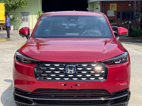 Honda HR-V e:HEV RS 2024 dưới góc nhìn người dùng thực tế: Mượt mà hay thiếu “lửa”?