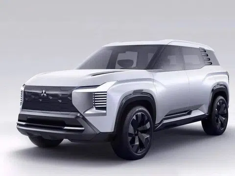 Mitsubishi DST Concept ra mắt khách Việt, dự kiến mở bán bản thương mại vào cuối năm nay
