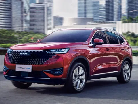Haval H6 HEV khoe khả năng tiết kiệm nhiên liệu: Chạy hơn 1.200 km chỉ với một lần đổ xăng, sạc điện
