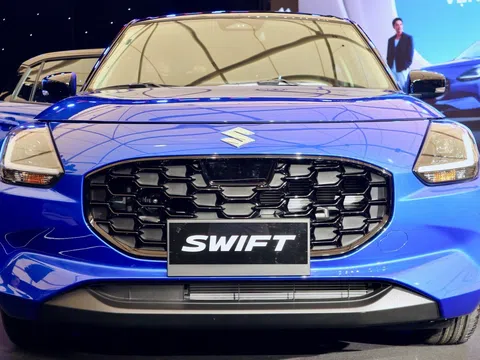 Soi kỹ Suzuki Swift 2025: Bản Việt bị "rút gọn" những gì so với bản nội địa Nhật?