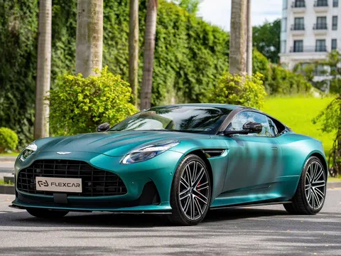 Mới lăn bánh 600km, siêu xe 20 tỷ Aston Martin DB12 'bay hơi' 9 tỷ đồng