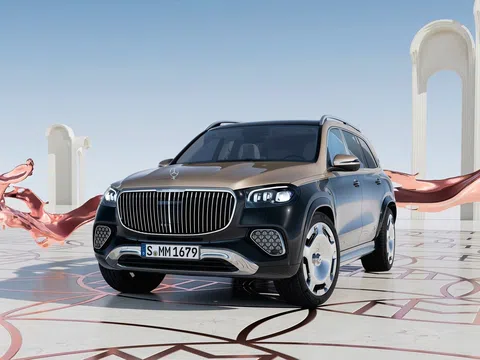 Loạt xe sang sắp ra mắt Việt Nam tuần này: Mercedes-Benz chiếm 3/4 mẫu, Audi tung SUV điện "hot trend"
