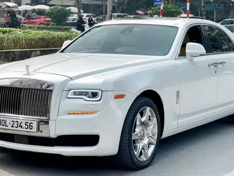 Rolls-Royce Ghost chạy 50.000 km vẫn hét giá hơn 4 tỷ nhờ biển số “thần tài tiến lộc”