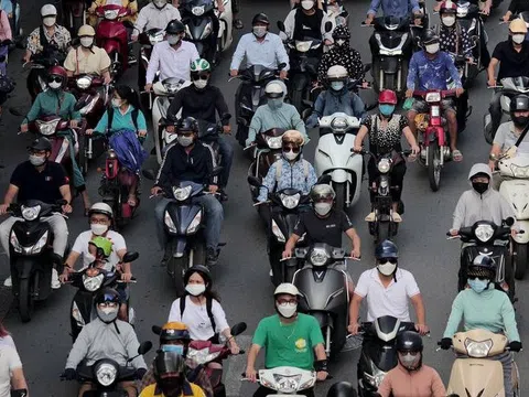 Thị trường xe máy nửa đầu 2025: Xe điện chưa thực sự bùng nổ, Honda vẫn thống lĩnh tuyệt đối