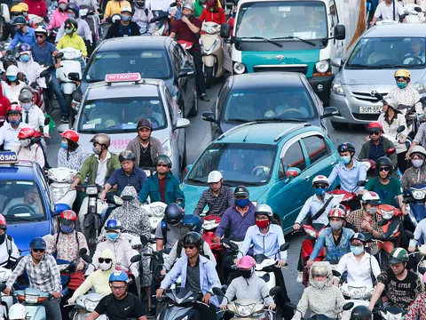 Hà Nội lên phương án loại bỏ xe máy chạy xăng trong vành đai 1