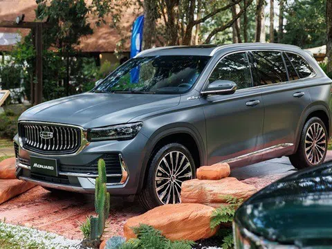 Đắt hơn Mazda CX-5 gần 400 triệu, Geely Monjaro có đang tự loại mình khỏi cuộc chơi SUV tại Việt Nam?