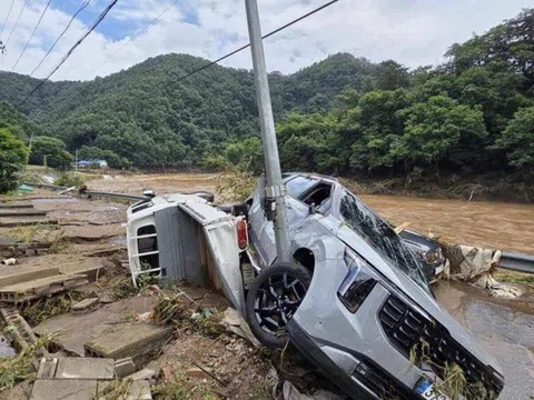 Diễn biến 5 ngày mưa lũ tại Hàn Quốc: 18 người thiệt mạng, hơn 13.000 người sơ tán