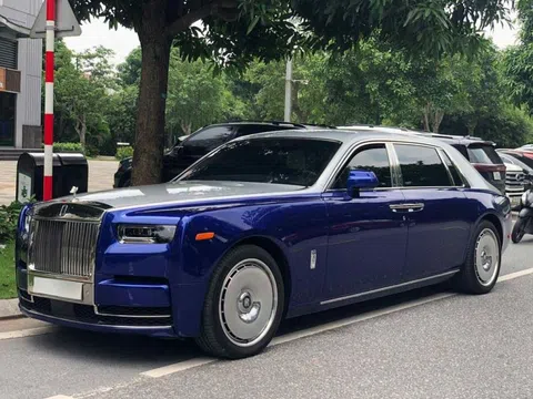 Hà Nội xuất hiện Rolls-Royce Phantom VIII độc nhất, giá đồn đoán chạm mốc 60 tỷ